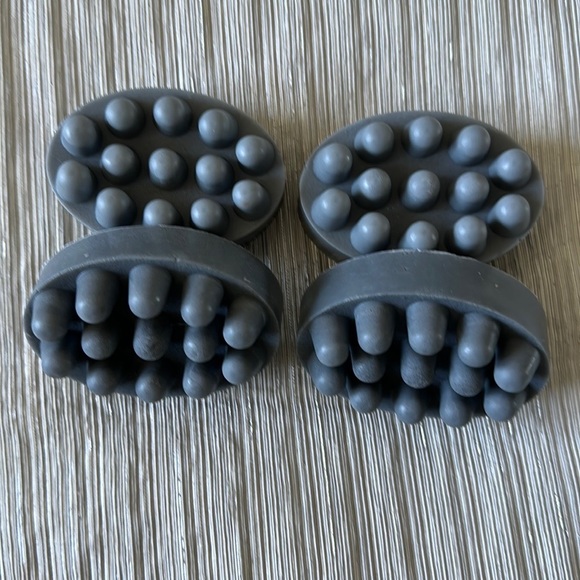 Hand Crafted Charcoal Massage Bar Soap -Eucalyptus & Vanilla - Picture 4 of 4
